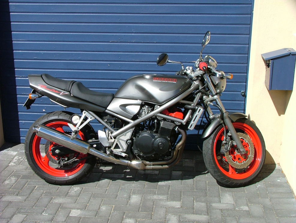 Suzuki Bandit 400