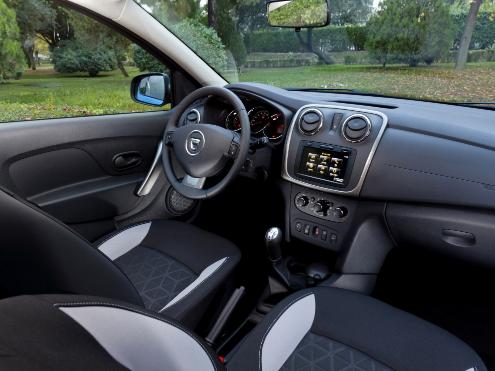 Renault Sandero Stepway 2016 салон
