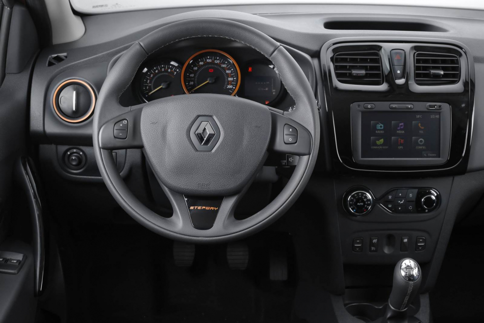 Renault Sandero Stepway Торпедо
