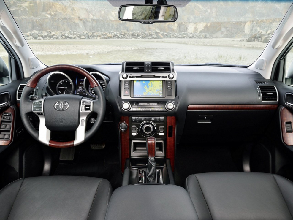 Toyota Land Cruiser Prado 150 Series Рестайлинг 1