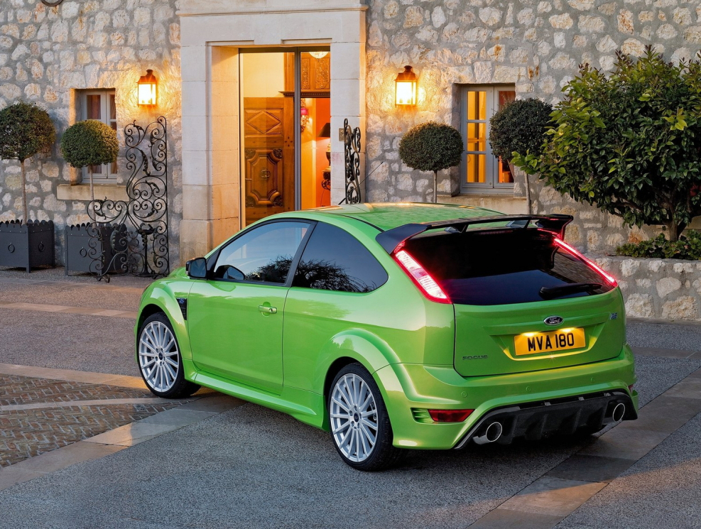 Ford Focus 2 St зеленый