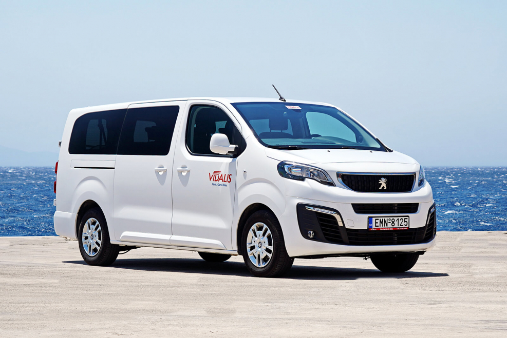 Peugeot минивэн traveller