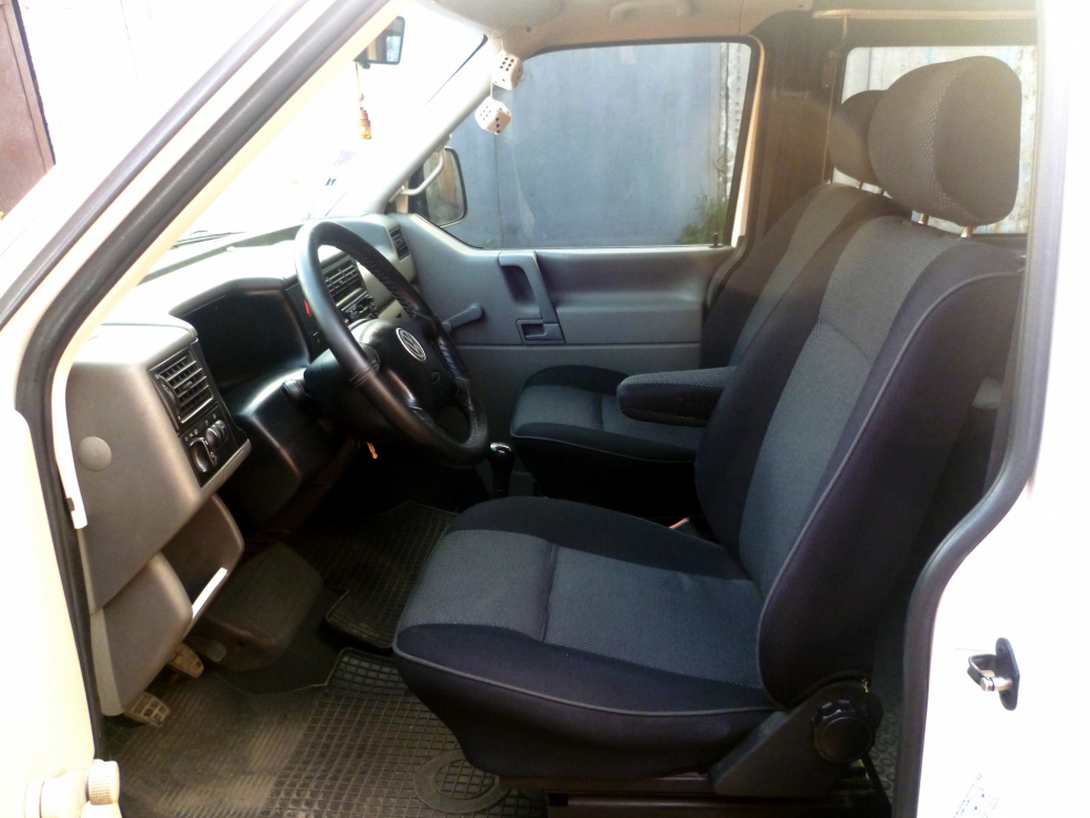 Volkswagen Transporter 1999 салон