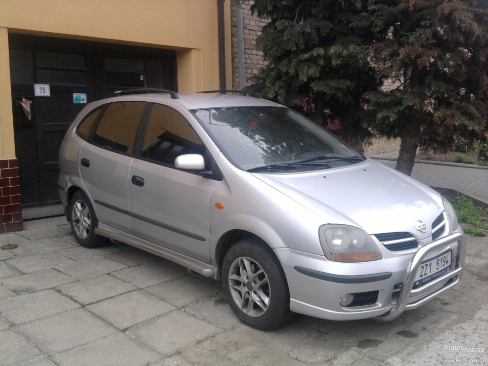 Ниссан Альмера Тино 1.8