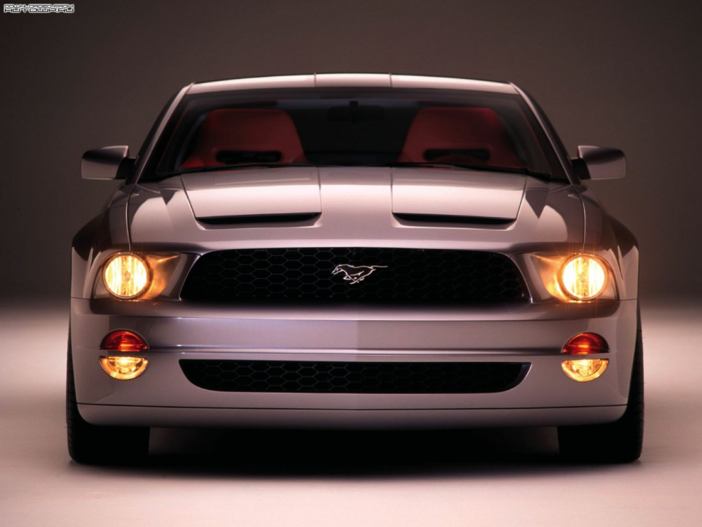 Ford Mustang gt 2003