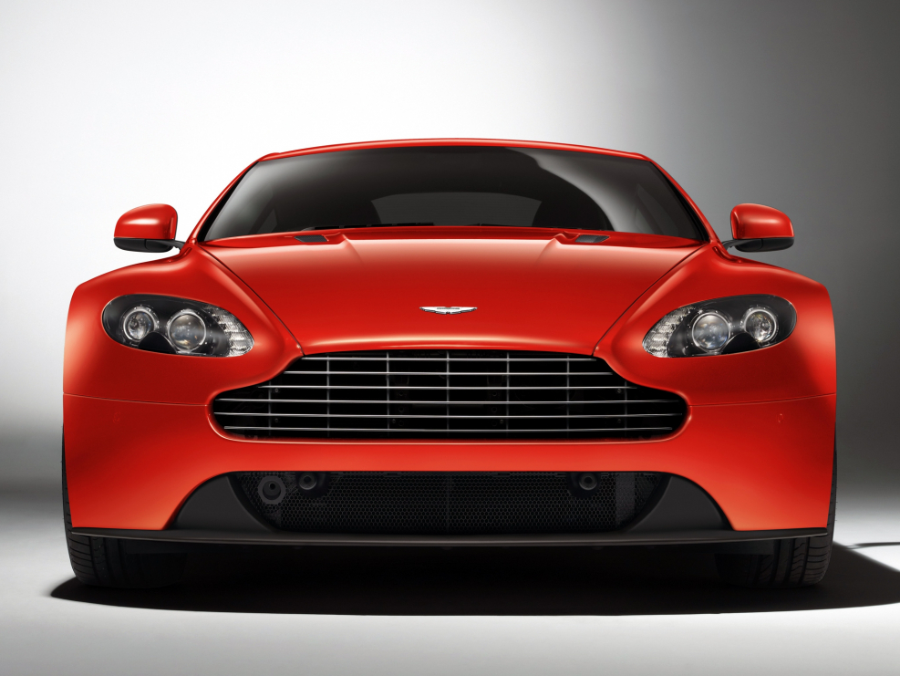 Aston Martin Vantage 2012