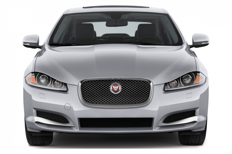 Jaguar XF II SD 2015- на белом фоне