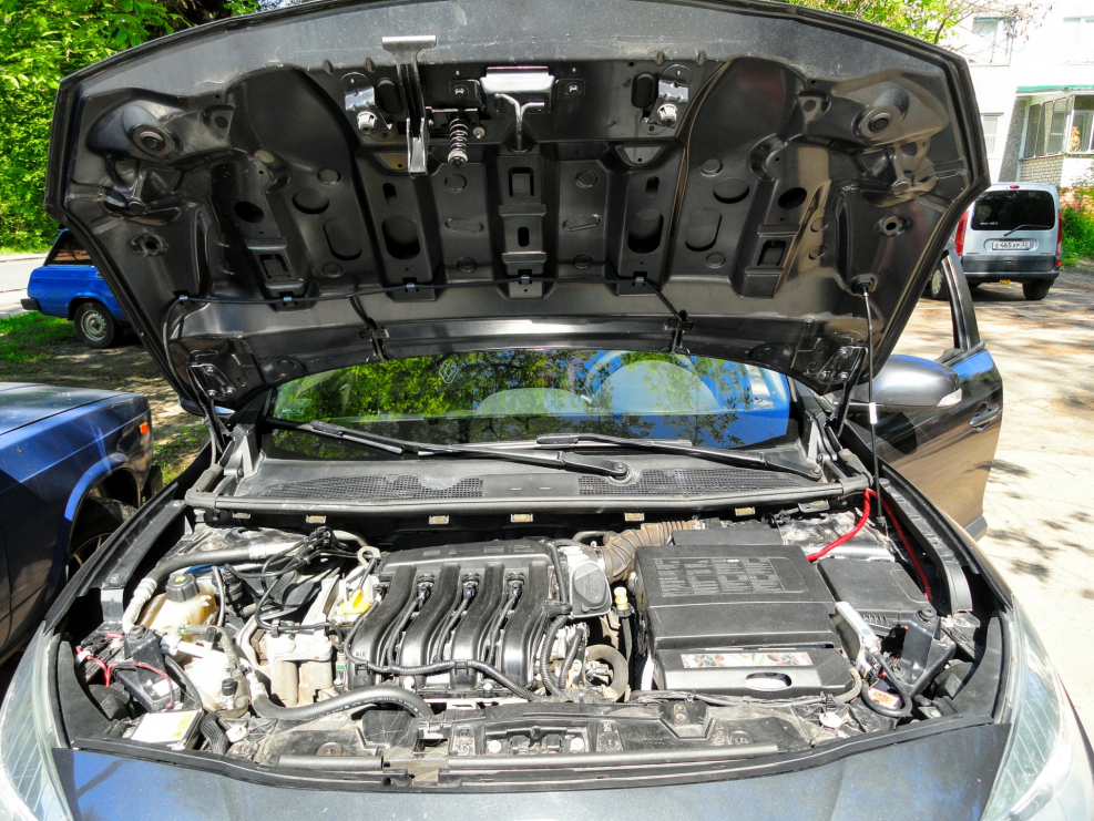Renault Fluence под капотом