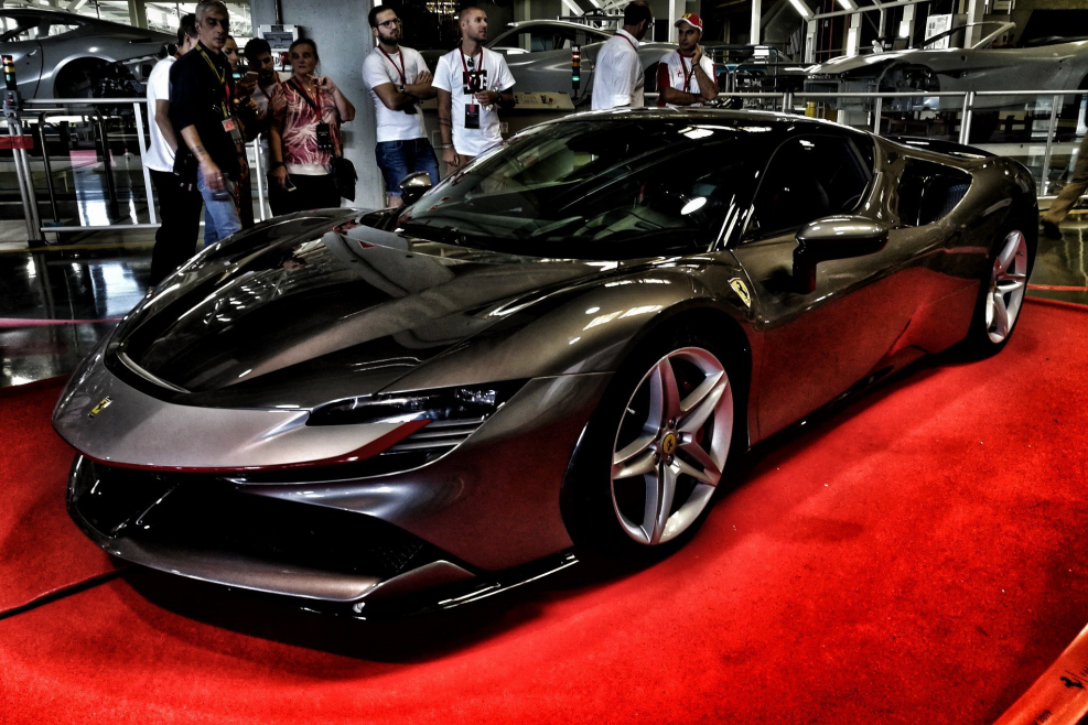 Ferrari sf90