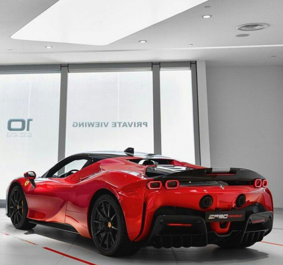 Ferrari sf90 2020