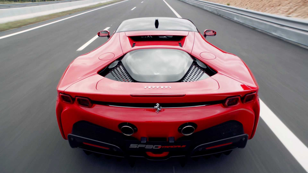 Феррари sf90 Stradale 2020