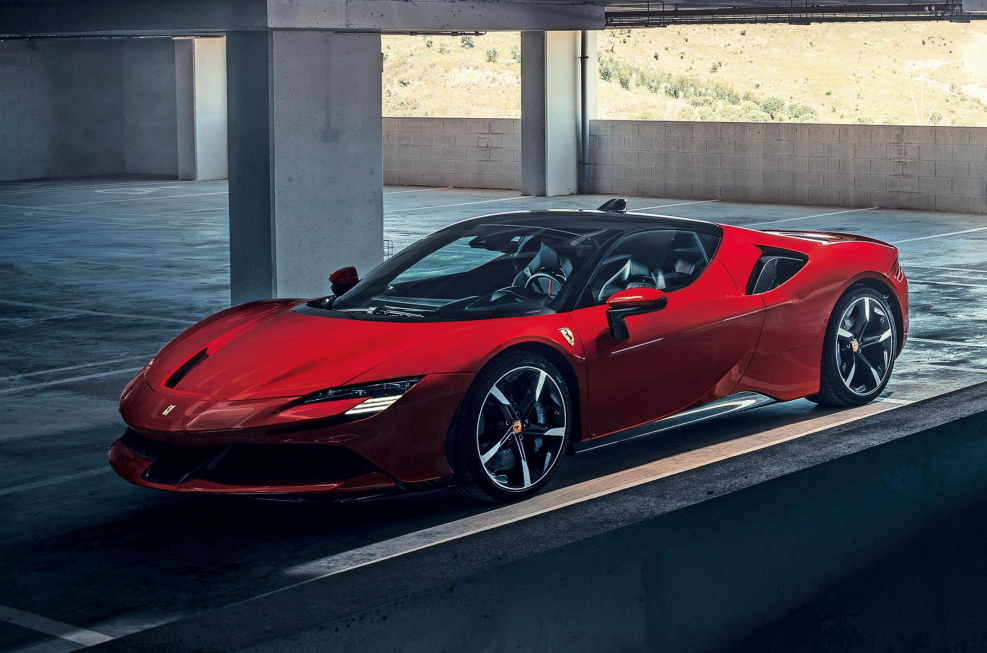 Феррари sf90 Stradale 2020