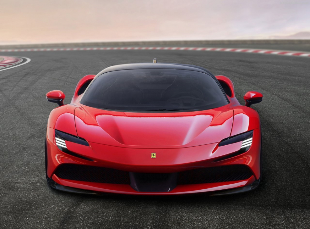 Феррари sf90 Stradale 2020