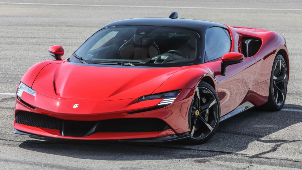 Феррари Stradale