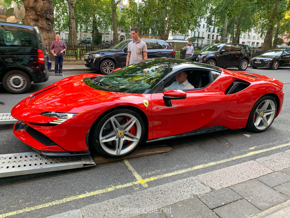 Ferrari sf90 2020