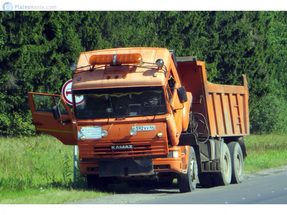 КАМАЗ 6520
