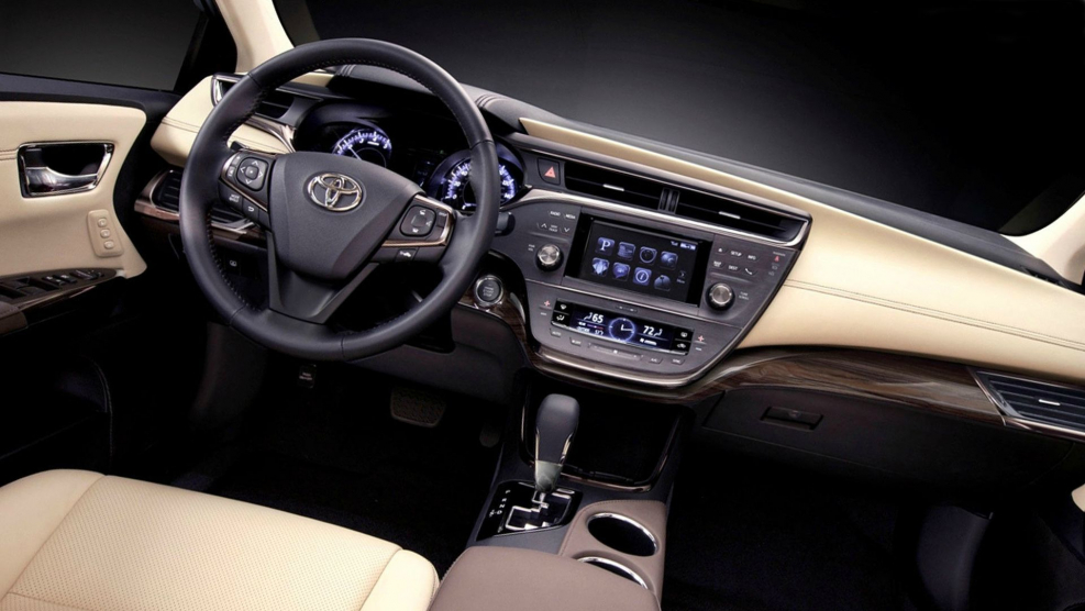 Toyota Camry 2018 салон