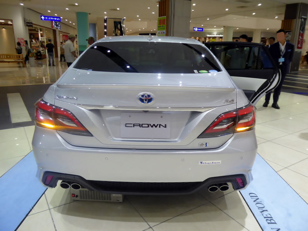 Toyota Crown Majesta 2019
