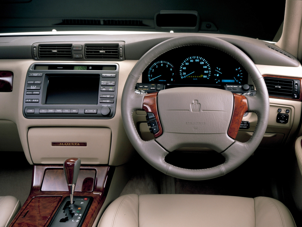 Toyota Crown s220