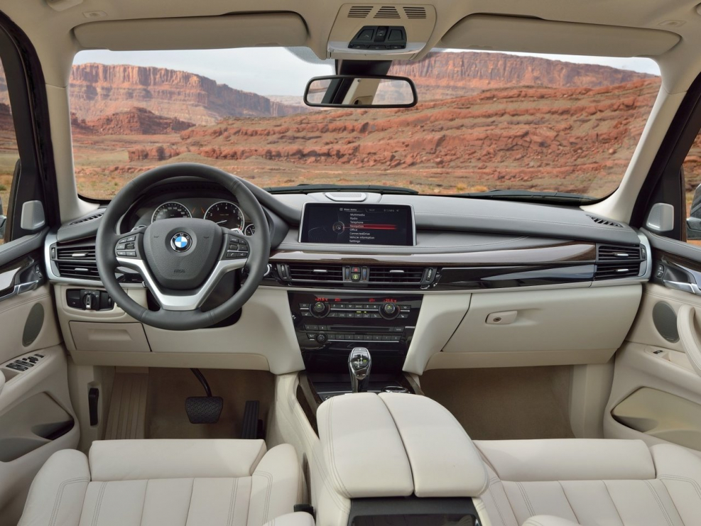 BMW x5 новый салон