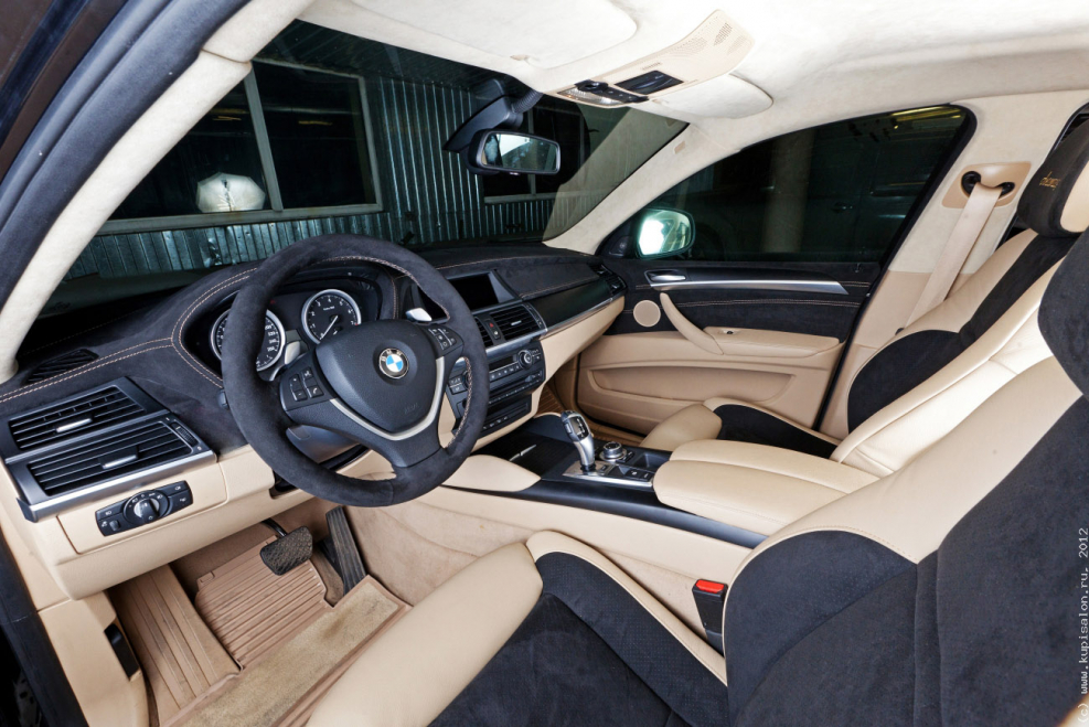 BMW x6 салон