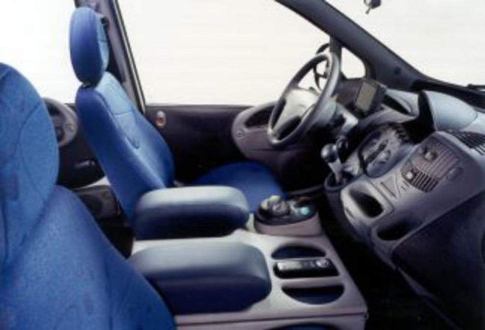 Fiat Multipla 2002 салон