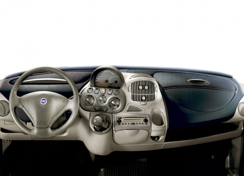 Fiat Multipla 2004 салон