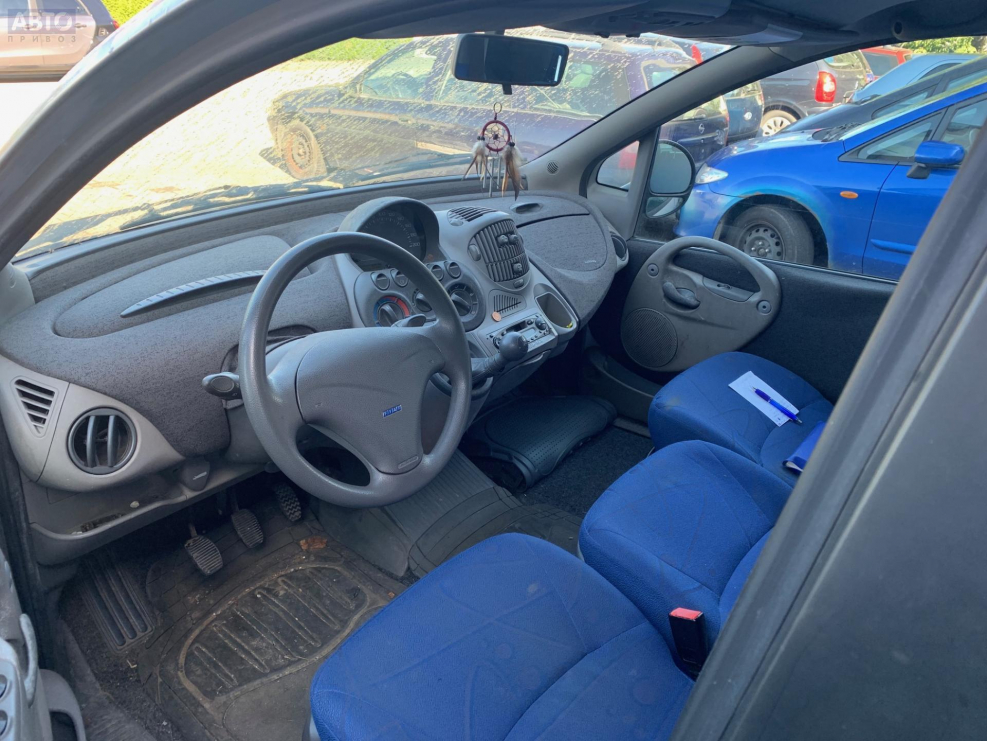 Fiat Multipla поколение 1999 салон фото
