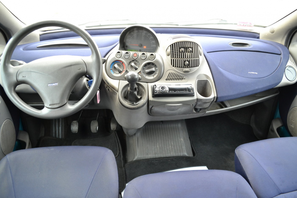 Fiat Multipla 2004 салон