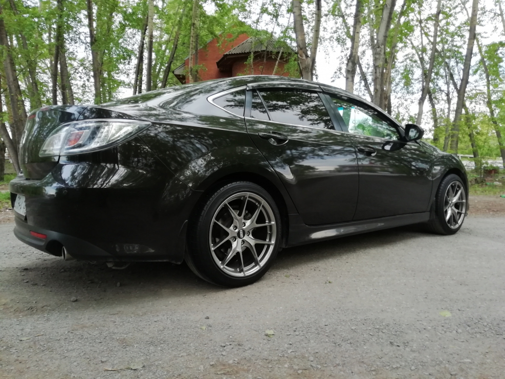 Mazda 6 2008 черная на литье