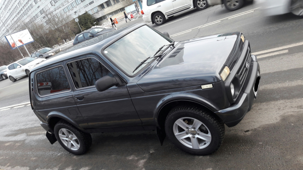 Нива Урбан r16