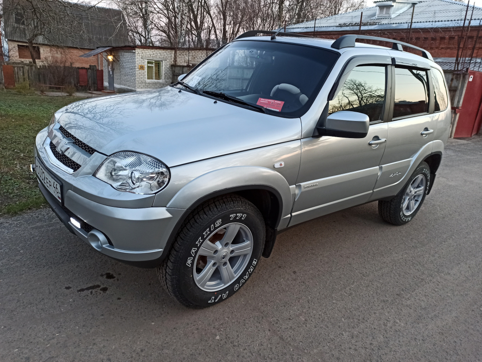 Chevrolet Niva GLX