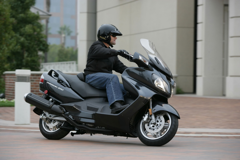 Suzuki Burgman 650