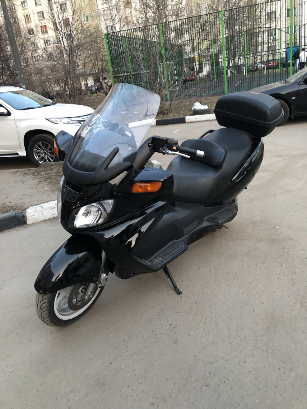 Сузуки Скайвэй Бургман 650