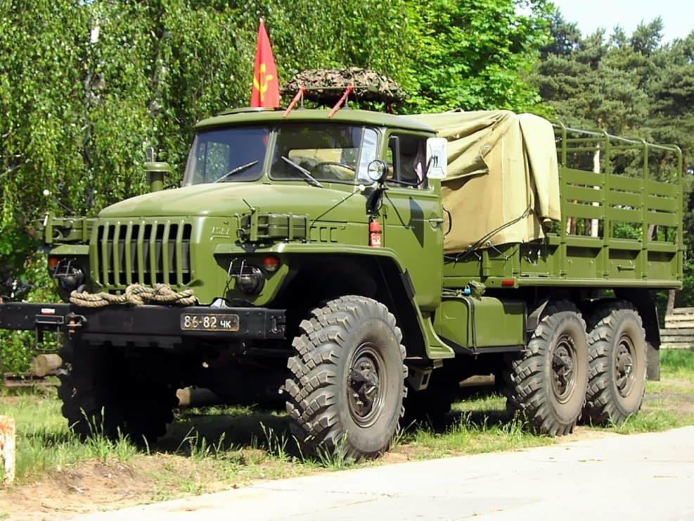 Урал 4320 армейский