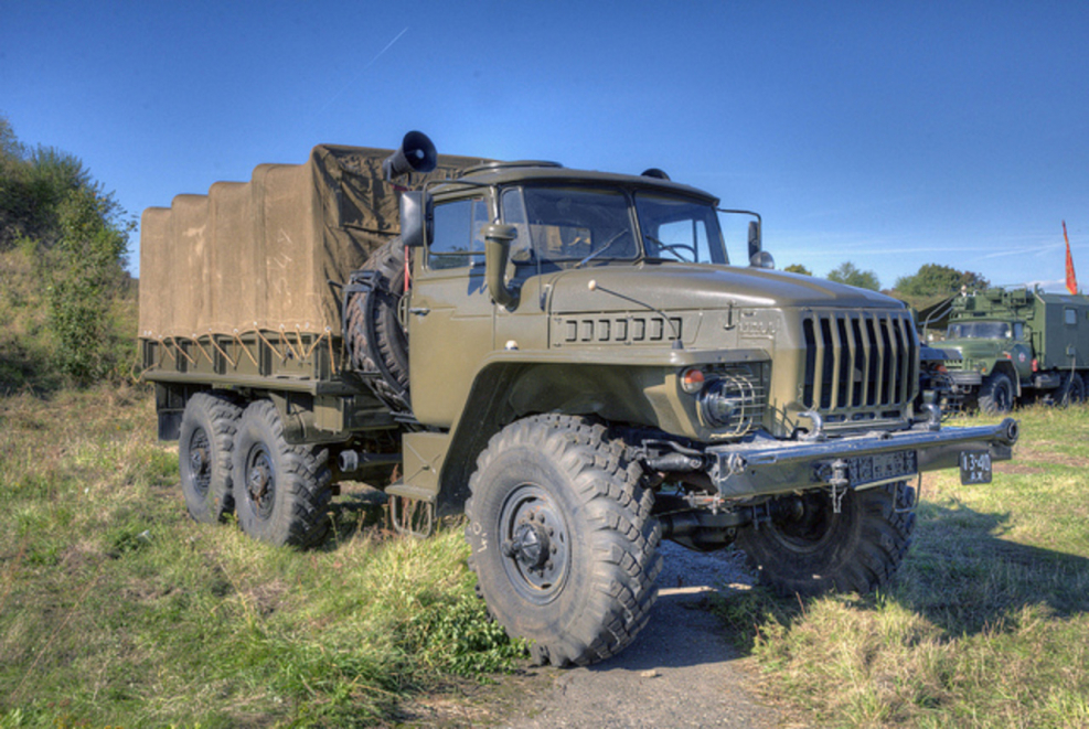 Грузовик Урал 4320