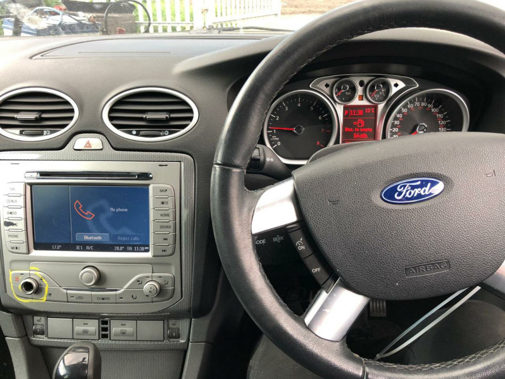 Фокус рестайл 2,2.0 АТ 2011 год