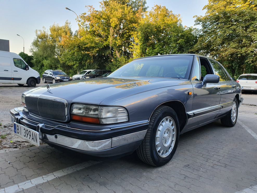 Авто Бьюик парк Авеню