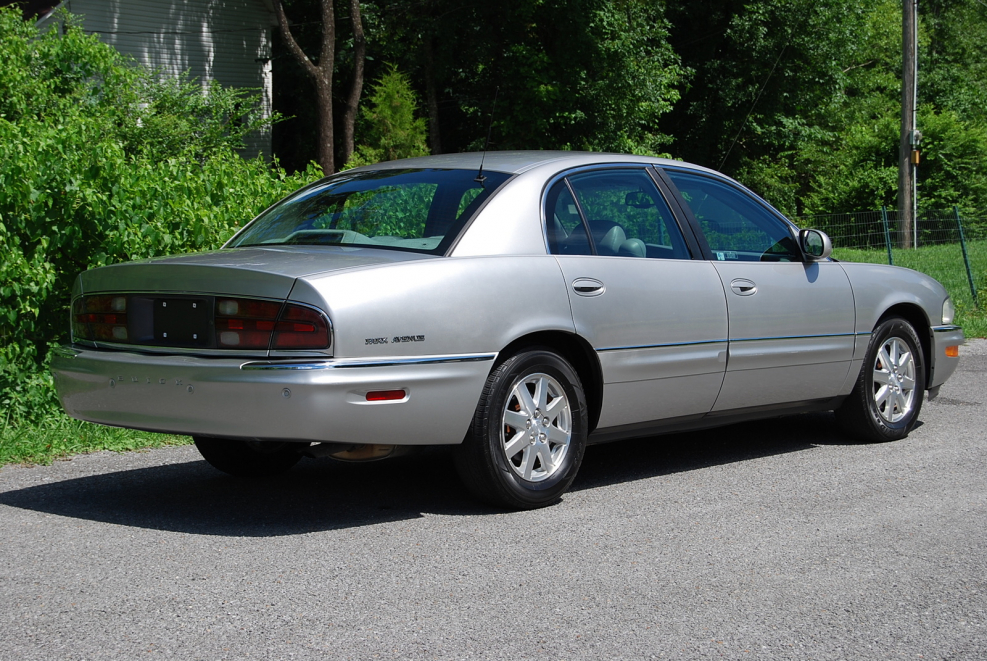 Buick Park Avenue 1 поколение