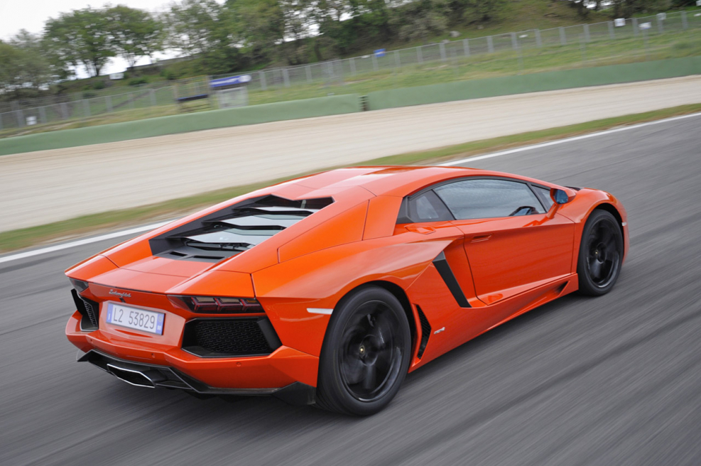 2012 Lamborghini Aventador LP-700