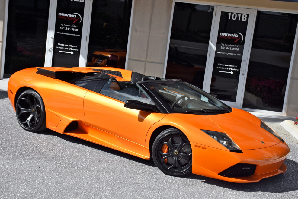 Lamborghini Aventador SV Orange