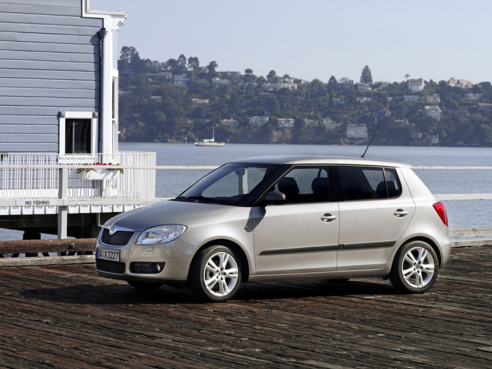 Skoda Fabia 2004 1.2 универсал