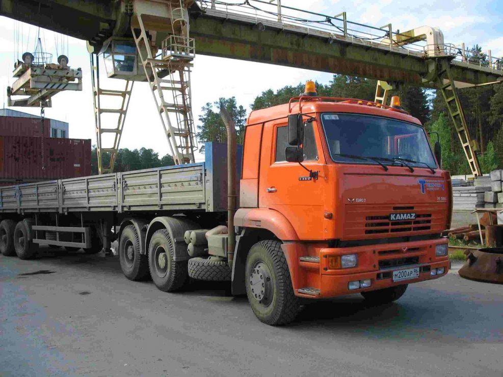 Длинномер КАМАЗ 6460