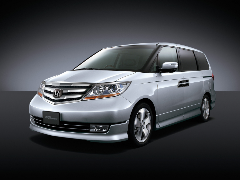 Honda Elysion Prestige 3.5