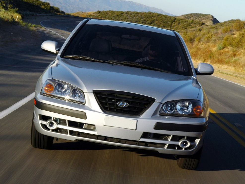 Hyundai Elantra 2003