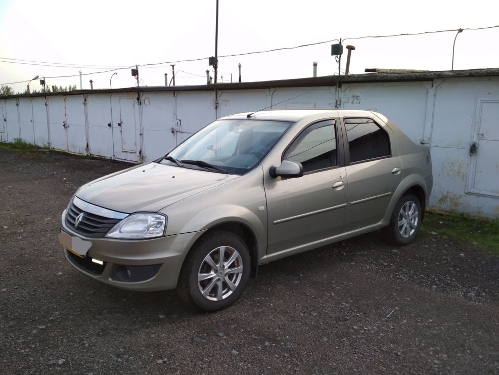Renault Logan светлый базальт