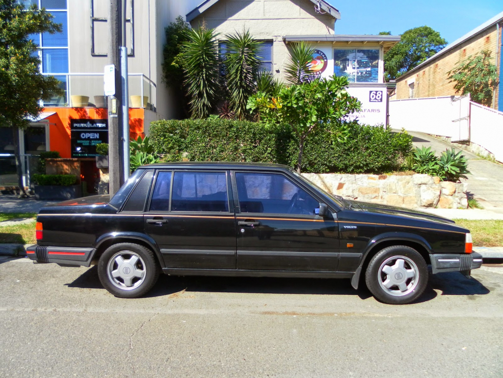 Volvo 940 1990