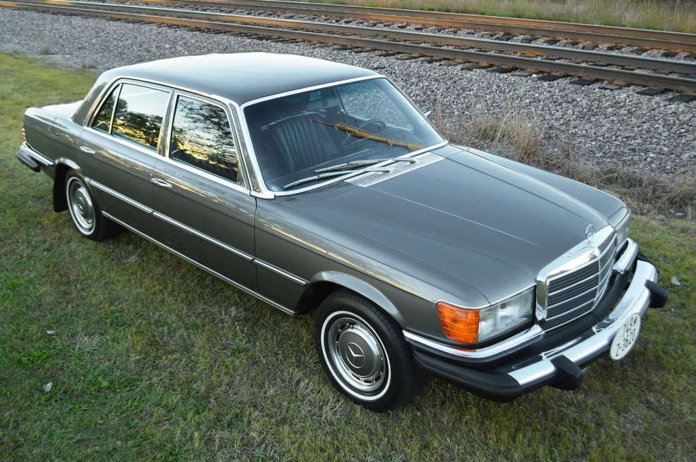 Mercedes-Benz w116