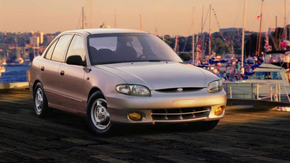 Hyundai Accent 1 поколение