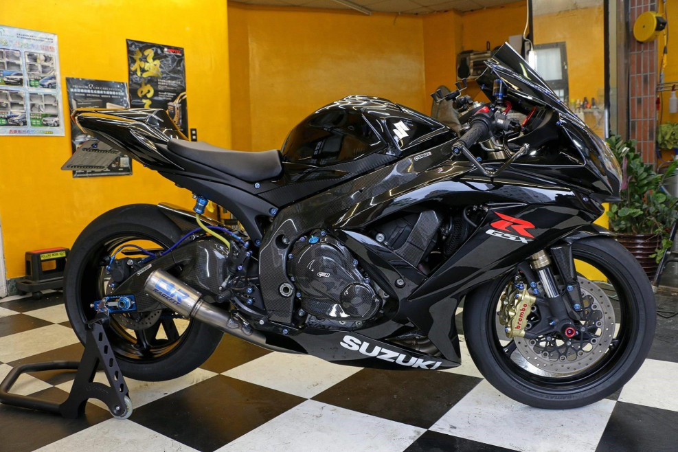 Suzuki GSX-R 600 k7